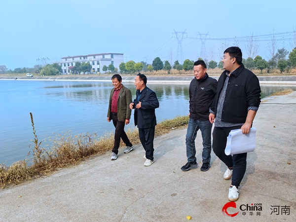 ​河南省农业科技引领优势产业发展市级专家服务团到西平开展水产绿色健康养殖“五大行动”技术服务