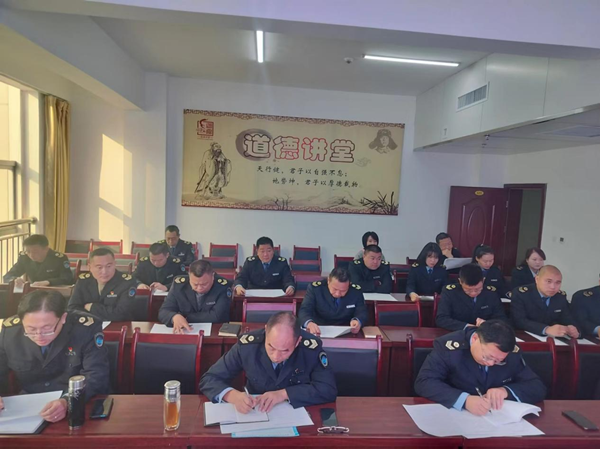 邓州市卫生健康综合行政执法大队：组织开展专业法律知识培训考试