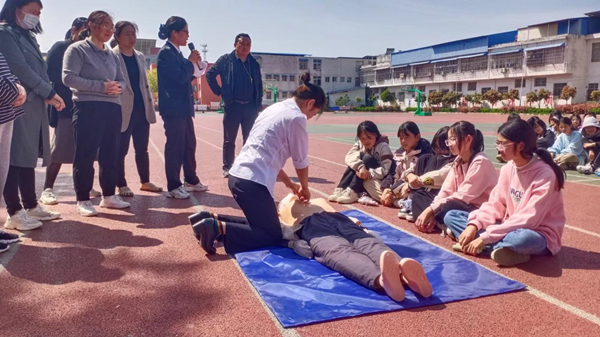 邓州市120急救指挥中心：急救知识进校园  营造育人好环境_全球微资讯